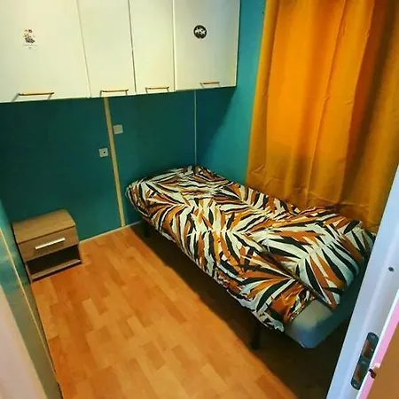 Propriete De 3 Chambres Avec Jardin Clos A A 8 Km De La *