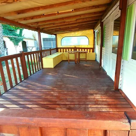 Propriete De 3 Chambres Avec Jardin Clos A A 8 Km De La * Агд